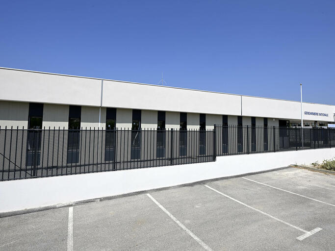 Gendarmerie et 20 logements individuels à La Crau