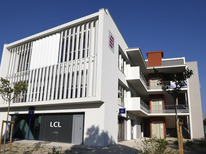 Immeuble de bureaux et 24 studios à Avignon