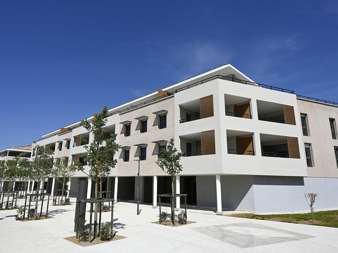 "Residence Le Patio De L'héritière" of 68 Apartments in Ventabren