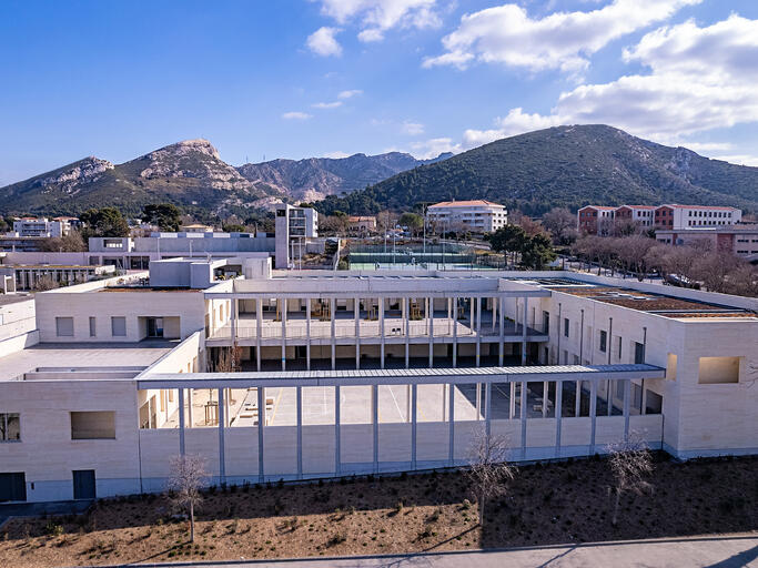 Vallon Regny School Group in Marseille