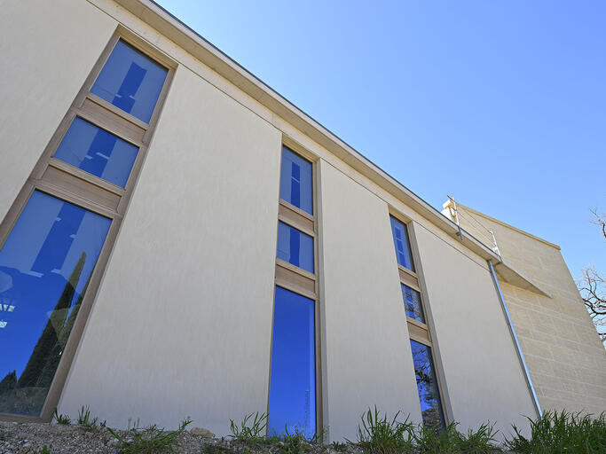 M&eacute;diath&egrave;que municipale &agrave; Peypin