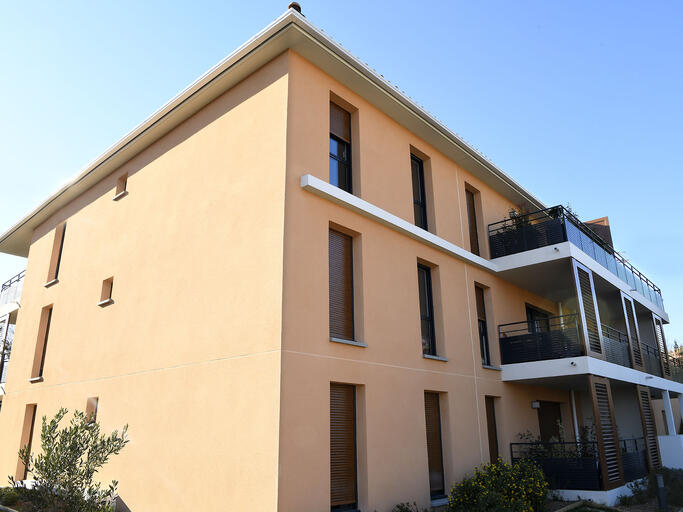 "Residence Aixclusiv" of 32 Apartments in Aix-en-provence