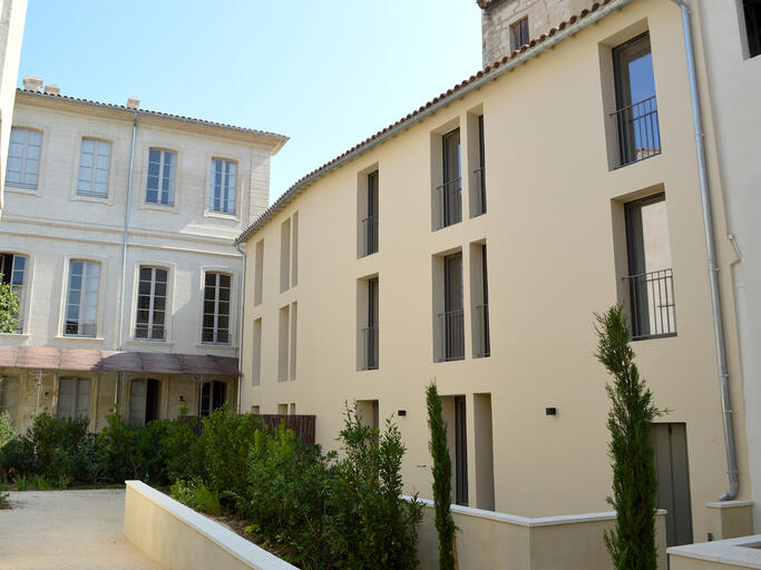 Conversion of the School "L'ecole Saint-michel" Into 87 Housing Units in Avignon