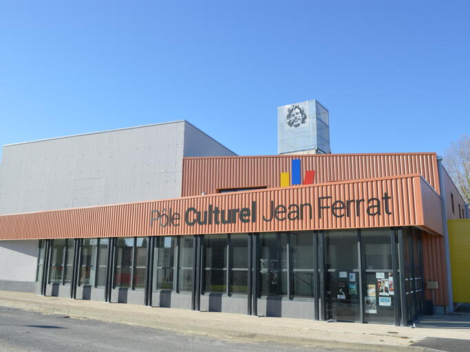 Cultural Center "Jean Ferrat" in Sauveterre